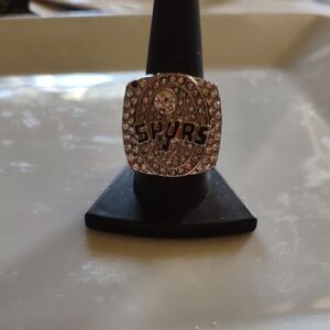 San Antonio Spurs Crystal Logo Ring - Silver and Black  Missing One Stone